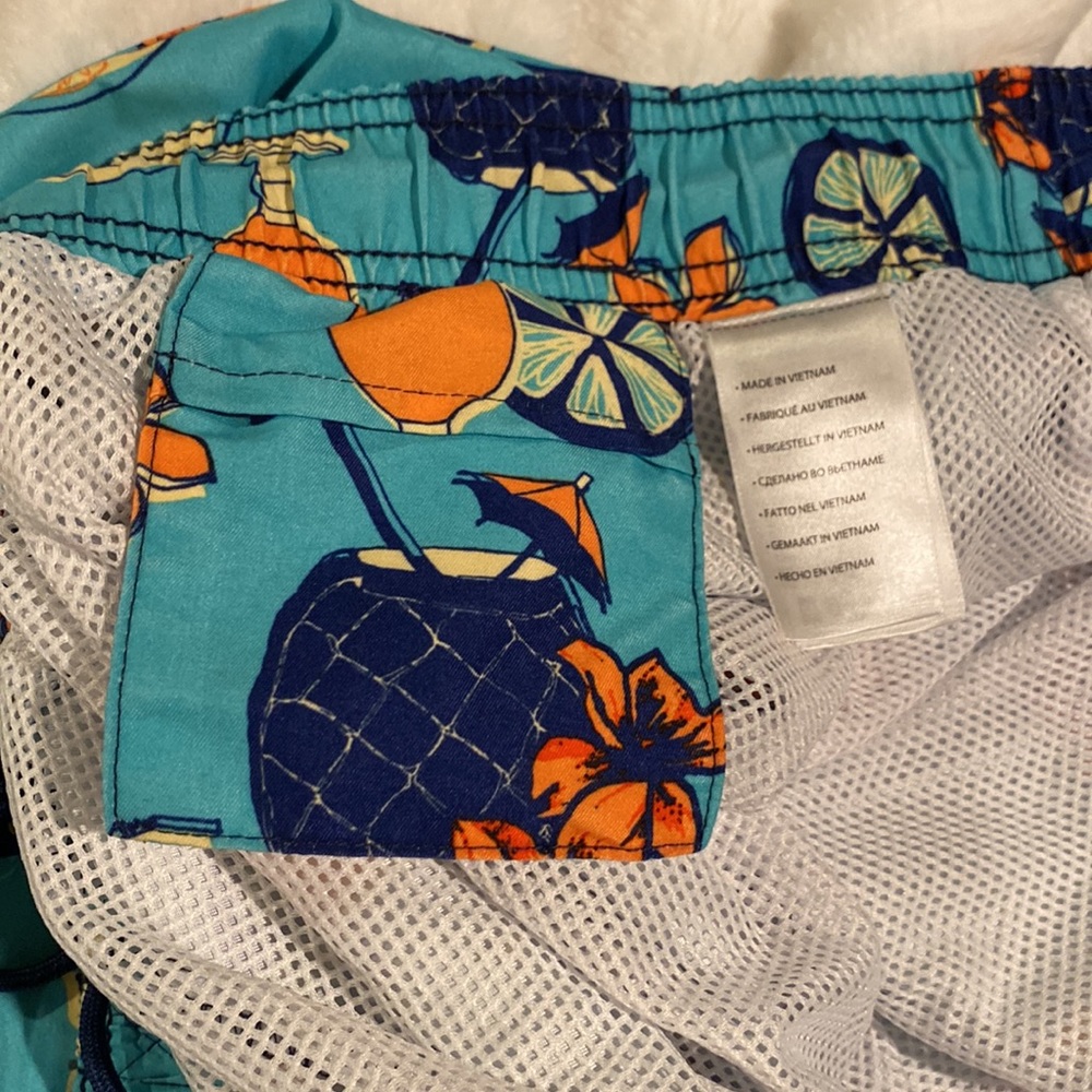 Swim trunks! - Picture 4 of 5